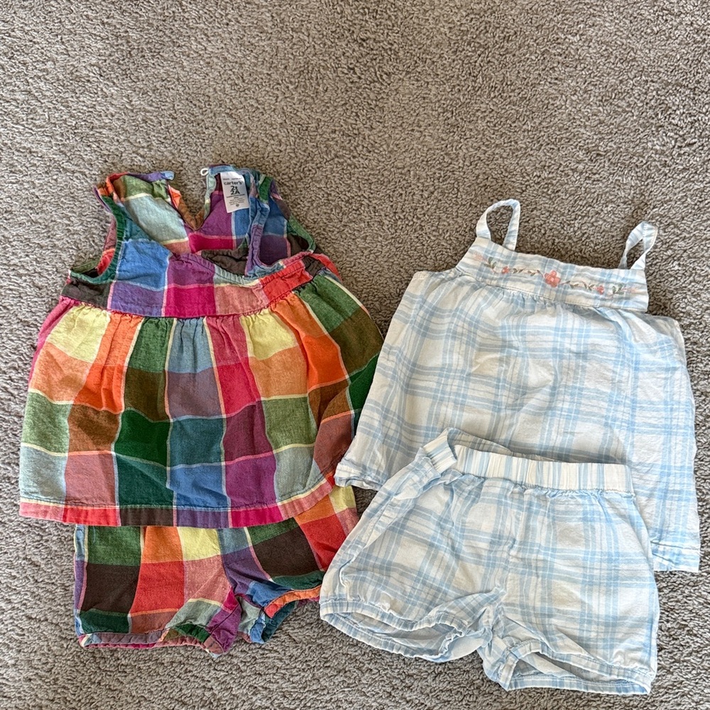 Carters 2t Matching sets